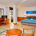 Zentral Center - Adults Only 4*