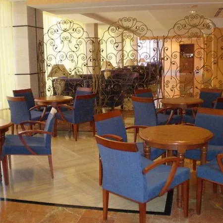Zentral Center - Adults Only فندق 4*