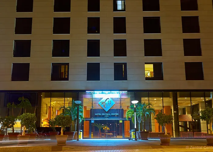 Zentral Center - Adults Only Otel