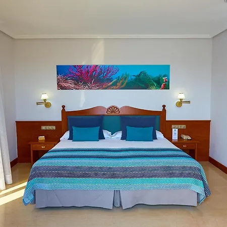 Zentral Center - Adults Only מלון