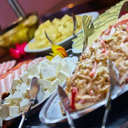 Zentral Center - Adults Only Готель 4*