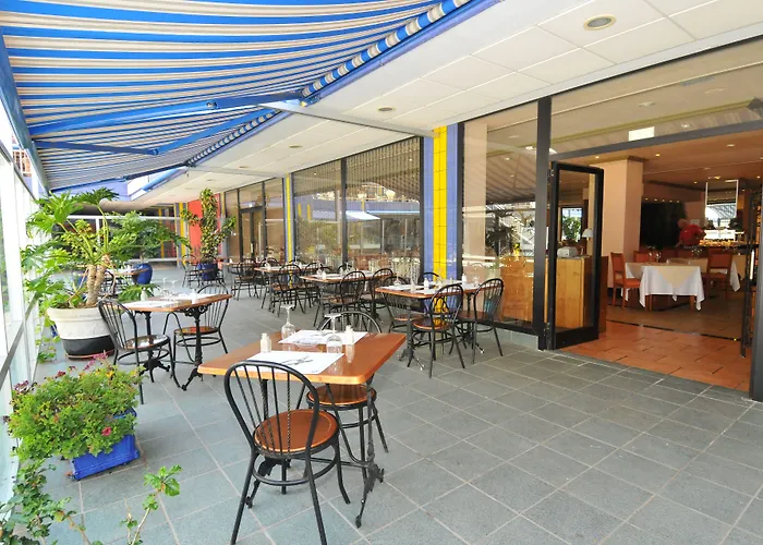 Zentral Center - Adults Only Готель 4*