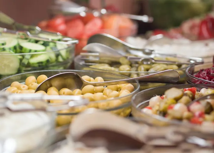 Zentral Center - Adults Only Готель